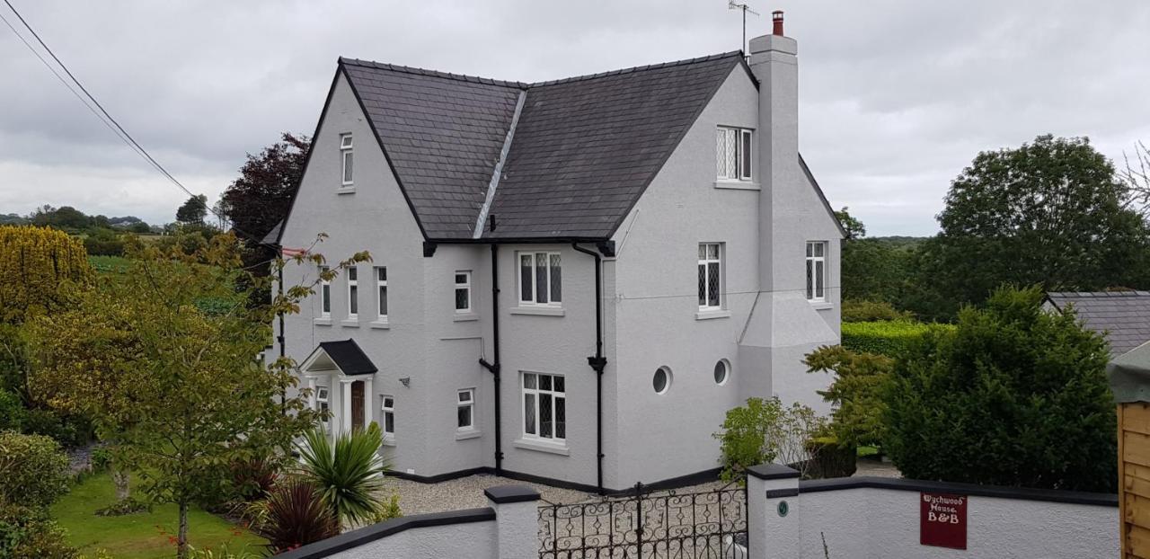 Bed and Breakfast Wychwood House Penally Exterior foto